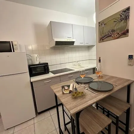 Un Sejour Ideal Au Lavandou ! Appartement *